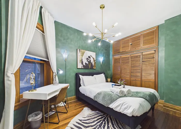 The Addison Art Deco Executive Retreat Garage Appartement *