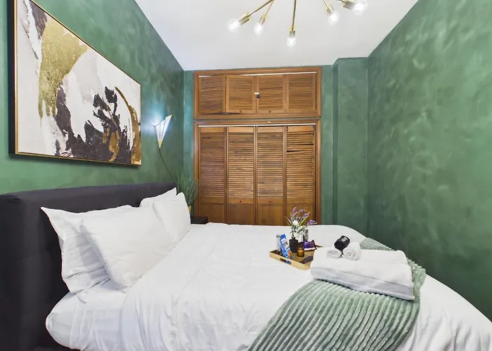The Addison Art Deco Executive Retreat Garage Chicago